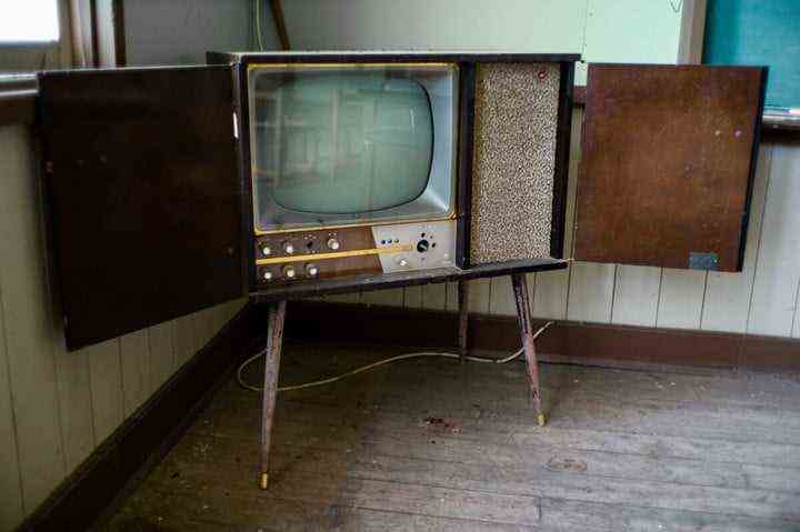 Ein alter Fernseher.