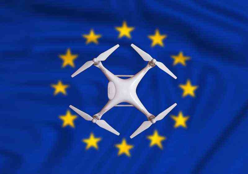 Die Europäische Kommission hat am Montag (22. Februar) drei Vorzeigeprojekte angekündigt – in den Bereichen Drohnentechnologien, Weltraumkommunikation und Weltraumverkehrsmanagement – ​​die darauf abzielen, dem 27-Länder-Block in diesen neuen Bereichen einen Wettbewerbsvorteil zu verschaffen.