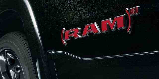 2022 Ram 1500 (RAM)RED Edition Abzeichen