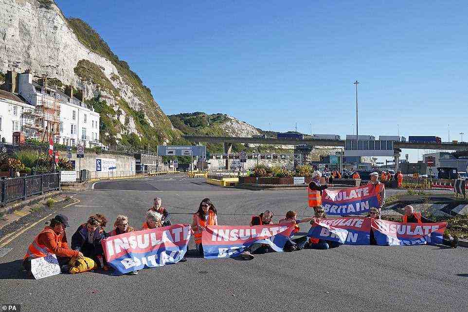 In a particularly unhelpful addition to the problem, eco-mob Insulate Britain returned to the roads on Friday to block off a route to Port of Dover - Europe's busiest port and the UK's main gateway for trade from the EU