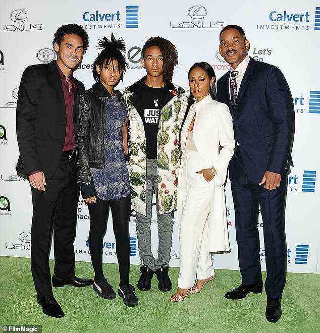 Familie: Das Paar ist mit ihren Kindern Trey Smith, Willow Smith und Jaden Smith bei einer Veranstaltung im Jahr 2016 zu sehen