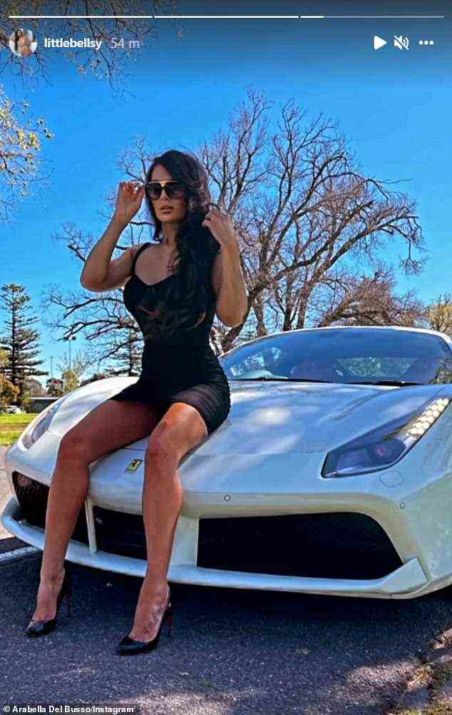 Schöne Räder!  Es kommt Tage, nachdem Arabella in einem Ferrari 488 GTB herumrollte, der in Australien mehr als 400.000 US-Dollar kostet