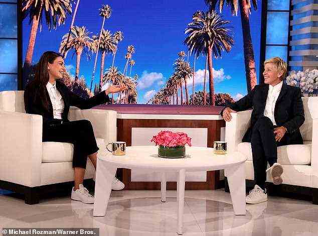 Doppelt sehen: Mila Kunis hat mit Ellen DeGeneres eine Partnerschaft geschlossen, als sie am Dienstag die Episode von deren langjähriger Talkshow mit moderierte