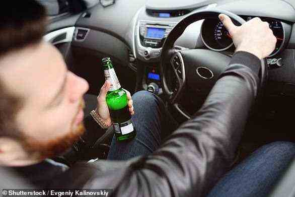 Von der schottischen Regierung veröffentlichten Zahlen zufolge gab es 2020/21 einen Anstieg der Trunkenheit am Steuer um 23 % mit insgesamt 8.097 DUI-Fällen
