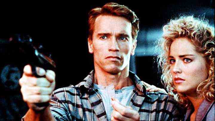Arnold Schwarzenegger in Total Recall, best sci-fi movies on Netflix