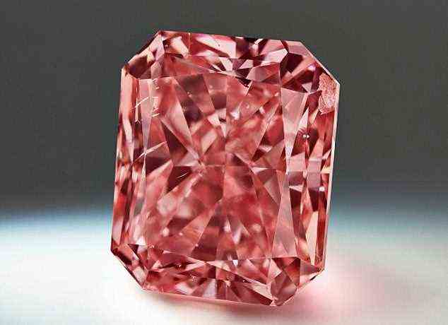 Sternwunderkerze: Der 3,47 Karat 'Intense Pink' Argyle Eclipse ist der größte Diamant seiner Art, der jemals zum Verkauf angeboten wurde