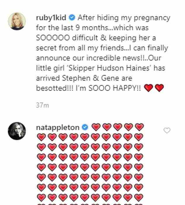 Glück: Die All Saints-Sängerin gab bekannt, dass sie ihre Schwangerschaft die ganzen neun Monate lang geheim gehalten hat, und ihre Schwester Natalie Appleton reagierte mit mehreren Liebesherz-Emojis