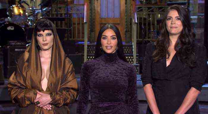 Kim Kardashian verwendet verheirateten Namen SNL Saturday Night Live Promo
