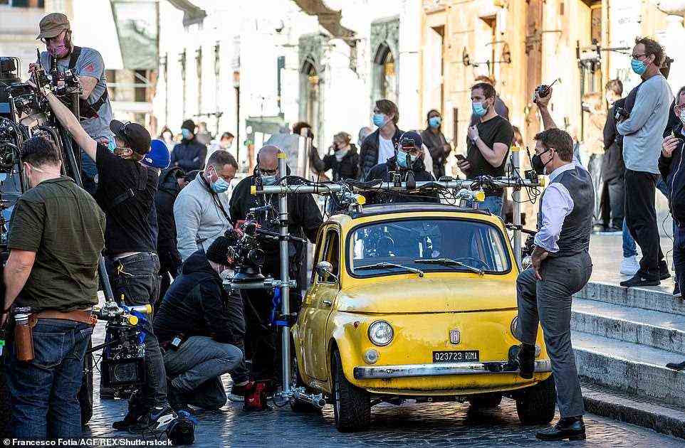 During Frank's stay, Tom Cruise was filming a car chase for Mission Impossible 7 from the Colosseum to the Spanish Steps