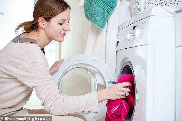 Eine Reduzierung der Temperatur auf 30 Grad bei einer Waschladung kann den Stromverbrauch um 57 Prozent senken