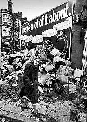 In den 70er Jahren, als Labour mit Streiks und Inflation konfrontiert war, stapelte sich der Müll