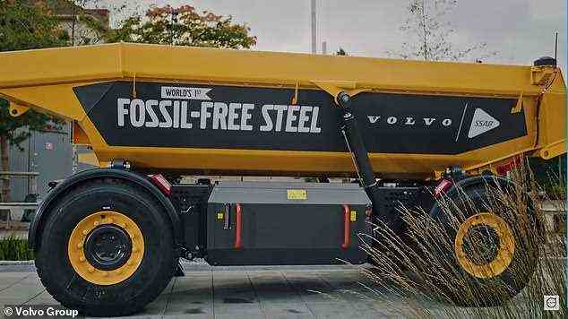 Der umweltfreundliche Stahl, aus dem Volvos hergestellt werden, wurde von SSAB entwickelt, einem schwedischen Unternehmen, das sich auf die Herstellung von Stahl aus Rohstoffen spezialisiert hat