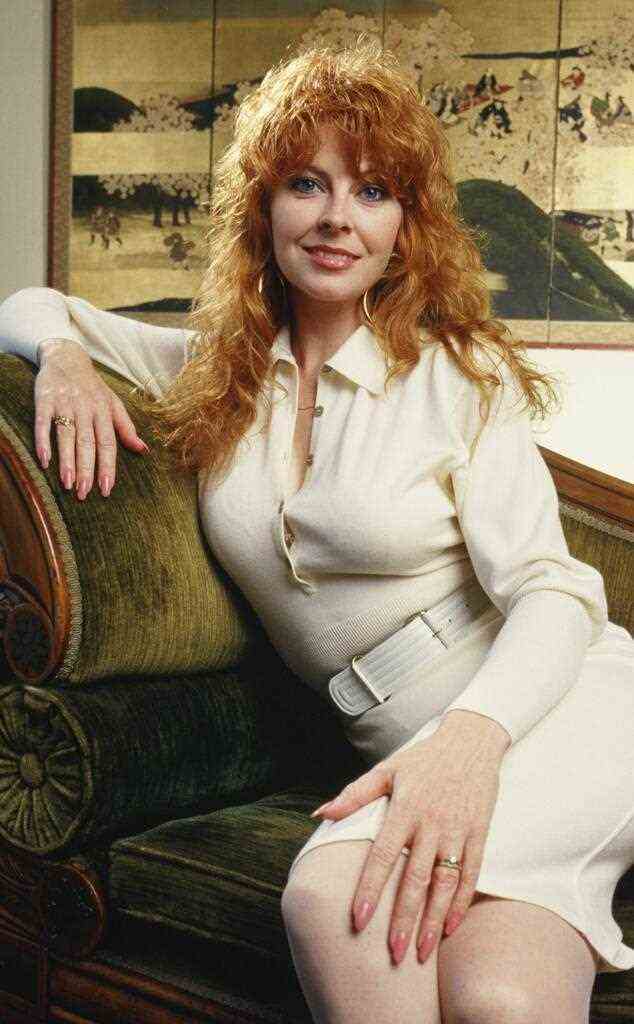 Elvira, Cassandra Peterson, 1986