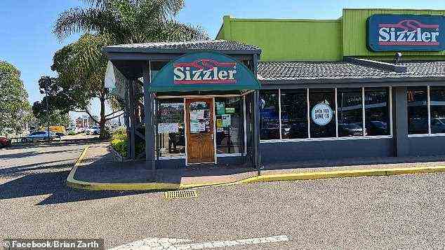 The duchess went on to detail her humble beginnings. 'I grew up on the $4.99 salad bar at Sizzler,' she said
