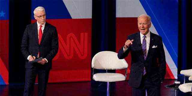 Das stark beworbene Rathaus von CNN mit Präsident Biden fand bei den Zuschauern keinen Anklang.  (AP-Foto/Evan Vucci)
