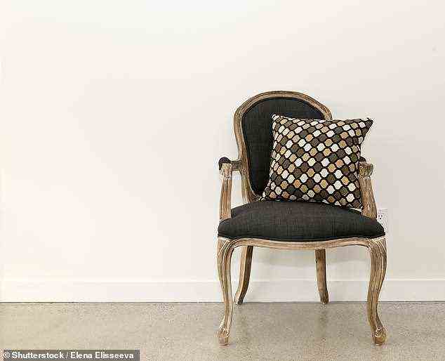 Gepolsterte Stühle sind auch gut gebraucht zu kaufen, da Vintage-Modelle oft mit besseren Grundmaterialien hergestellt werden
