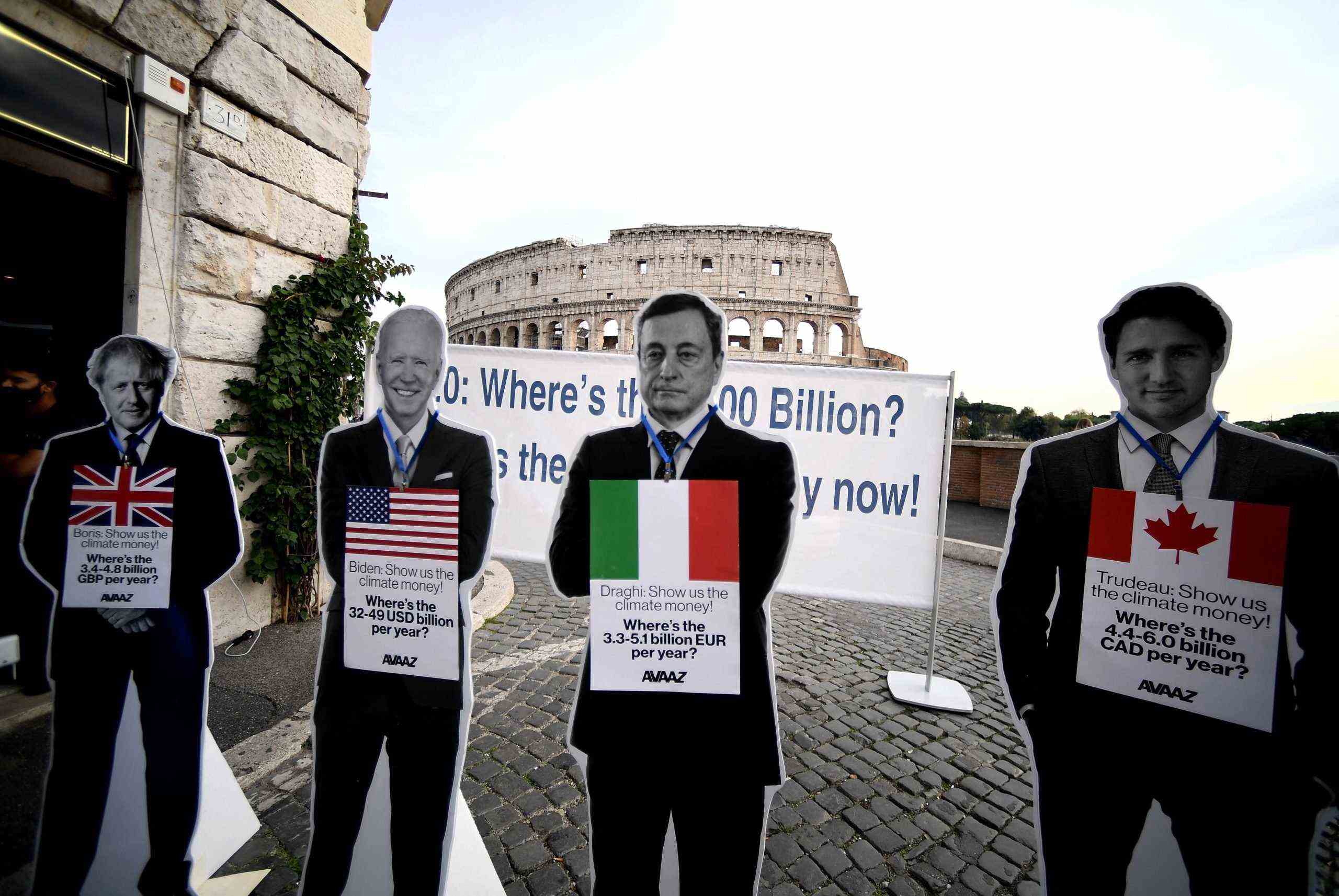 Amerikanische Umweltaktivisten veranstalten am Freitag in Rom eine Klimademonstration.  (Filippo Monteforte/AFP über Getty Images)