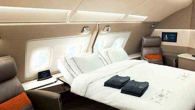 Abgebildet ist eine der atemberaubenden A380-Suiten von Singapore Airlines mit einem Doppelbett
