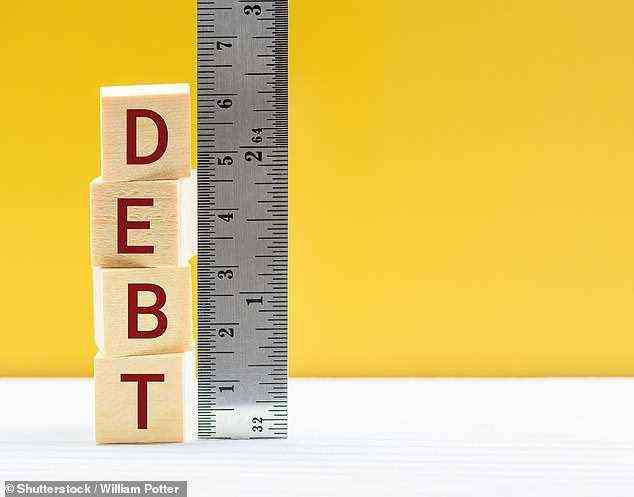 Hoch aufragend: Die Schulden belaufen sich auf über 2,2 Billionen Pfund und werden nach Prognosen des Amtes für Haushaltsverantwortung im Jahr 2023 2,5 Billionen Pfund überschreiten (