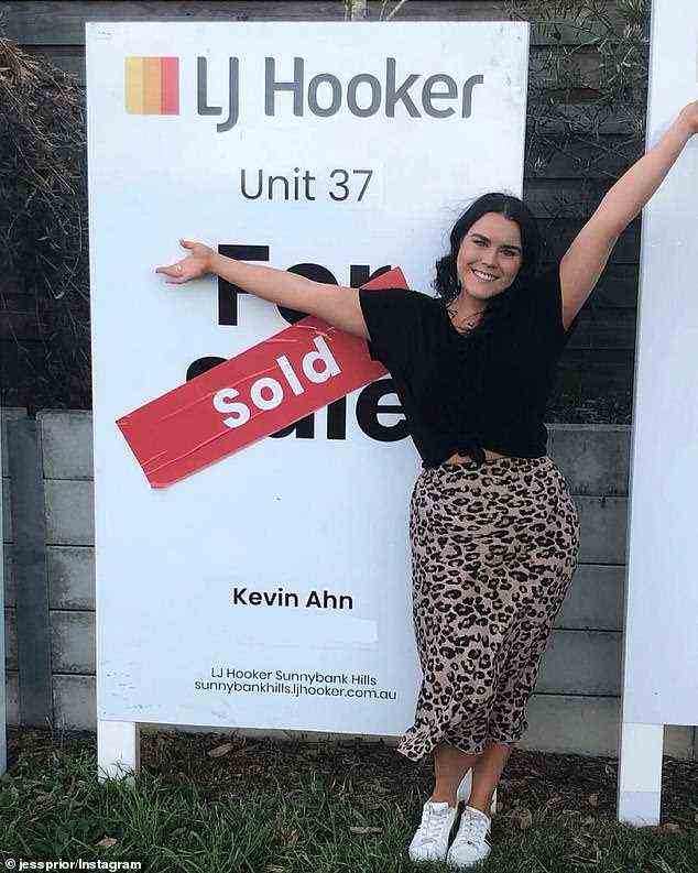 Jess Prior (im Bild) aus Brisbane kaufte letzten Monat ein Stadthaus mit zwei Schlafzimmern im Wert von 486.000 US-Dollar, nachdem es ihr gelungen war, eine Anzahlung von 55.000 US-Dollar zu sparen