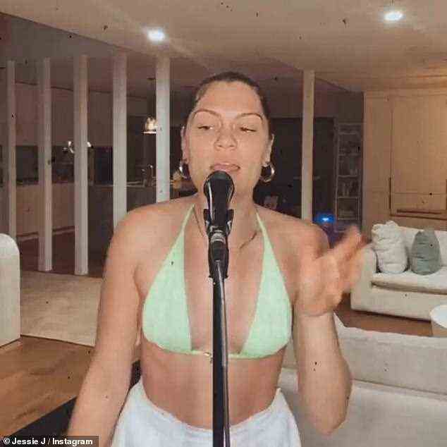 Clip: Jessie J gab den Fans in einer Reihe von Instagram-Videos und -Fotos, die am Montag geteilt wurden, einen einzigartigen Einblick in ihr gelegentlich geschäftiges, oft entspanntes Leben