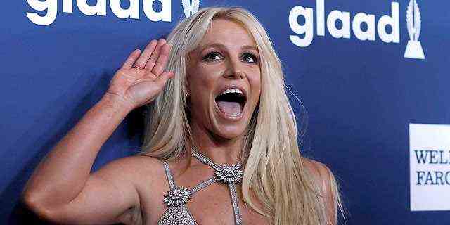 Popstar Britney Spears ging zu Instagram, um sich der Welt neu vorzustellen, als ihr Vater Jamie die Beendigung ihrer 13-jährigen Konservatoriumstätigkeit einreichte.