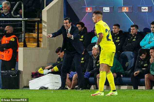 Emery blieb nach dem 2:0-Sieg von Villarreal gegen die Young Boys aufgrund des Interesses von Newcastle zurückhaltend