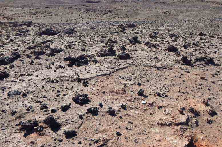 Atacama-Wüste aus dunklem Silikatglas