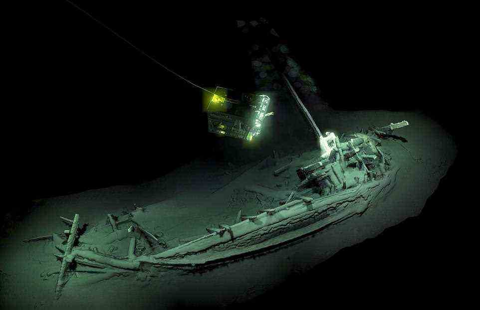 Ein weiteres antikes griechisches Schiffswrack wurde 2018 auf dem Grund des Schwarzen Meeres entdeckt und galt als das älteste intakte Schiff, das je im Gewässer entdeckt wurde.  Das 25 Meter lange griechische Handelsschiff wurde nach mehr als 2.400 Jahren mit Mast, Rudern und Ruderbänken unversehrt aufgefunden