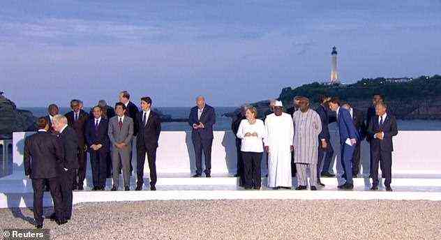 Es ist nicht das erste Mal, dass Herr Morrison von Staats- und Regierungschefs umgeben ist (im Bild ein einsamer Scott Morrison beim G7-Gipfel im Jahr 2019).