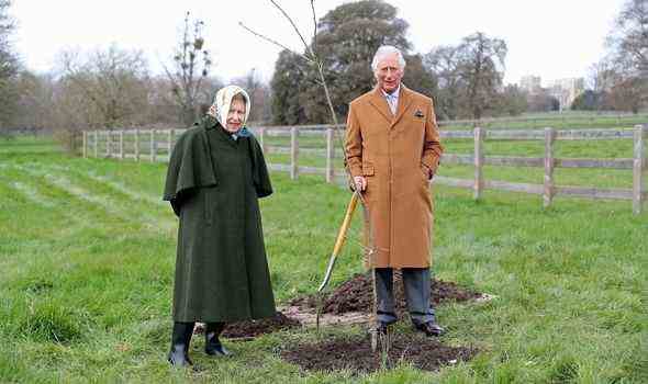 Die Königin und Prinz Charles