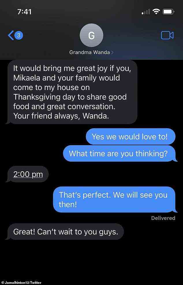 Aww: Der 22-Jährige hat einen Screenshot von Denchs SMS beigefügt, in denen er, seine Freundin Mikaela und seine Familie eingeladen wurden