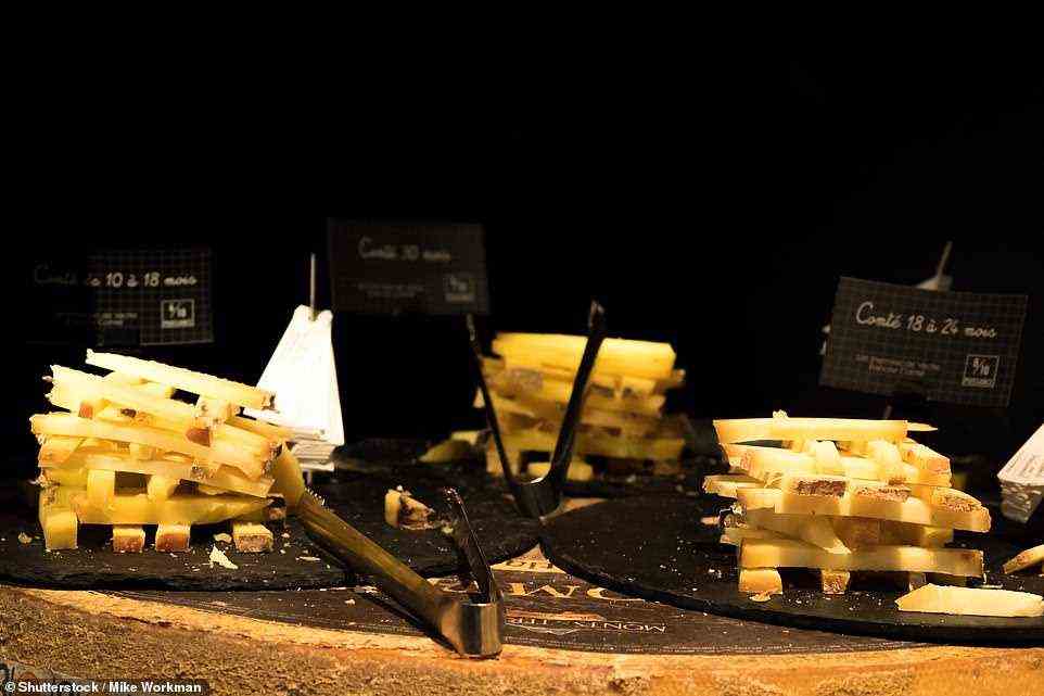 Das Weltrekord-Käsebuffet ist bei Gästen beliebt, heißt es