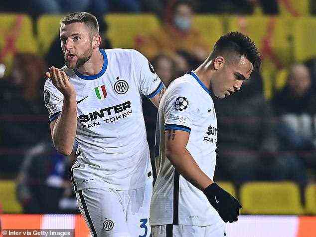 Inter Mailand will Milan Skriniar (links) bis zum nächsten Sommer unbedingt an einen neuen Vertrag binden