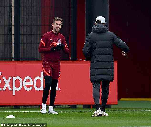 Liverpool-Kapitän Jordan Henderson ist ein Zweifel an der Fitness für das Duell am Samstag gegen Arsenal