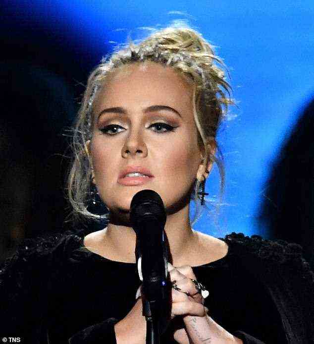 Nicht ideal: Auf die Frage von Adele, was er von ihrem 30. Album halte, gab Doran angeblich zu, es nicht gehört zu haben