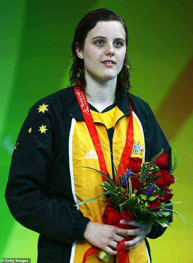 2008 schaffte sie es mit 16 Jahren ins paralympische Team in Peking, wo sie Silber und zwei Bronzemedaillen gewann (im Bild), und ab 2010 wechselte sie zum Australian Institute of Sport in Canberra, um sich auf die Weltmeisterschaften zu konzentrieren
