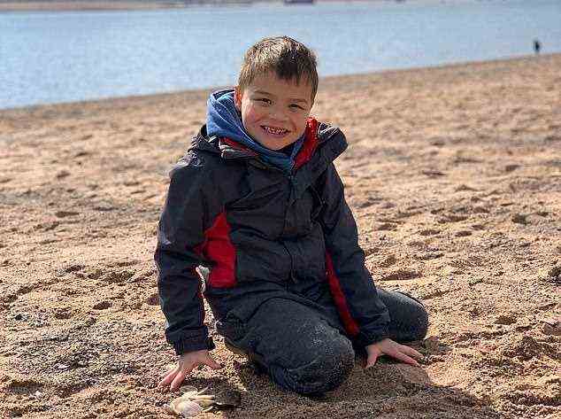 Alfie Pinckney aus Exeter kämpft seit seinem fünften Lebensjahr mit aplastischer Anämie