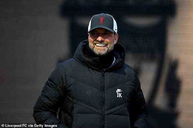 Liverpool-Trainer Jürgen Klopp lächelt nach der Länderspielpause wieder zurück