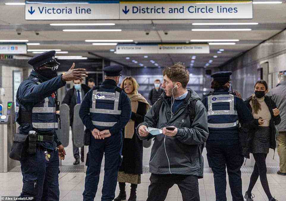 Transport for London officials rebuked a commuter at Victoria Station in London for not wearing a facemask