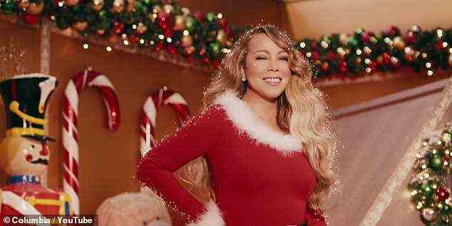 Andere Favoriten waren Jingle Bells und Mariah Careys All I Want for Christmas is You (im Bild)