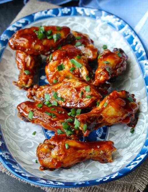 STYLECASTER |  Rezepte für Heißluftfritteusen |  Heißluftfritteuse Honig Sriracha Chicken Wings