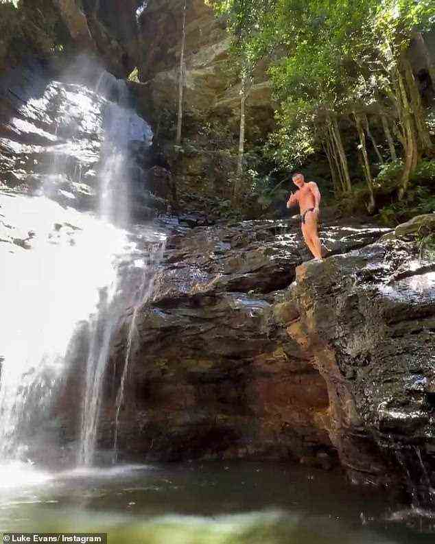 Empress Falls wurde auch von Hollywood-Schauspieler Luke Evans besucht, der Anfang des Jahres auf Instagram ein Video von ihm gepostet hat, in dem er ins Wasser springt