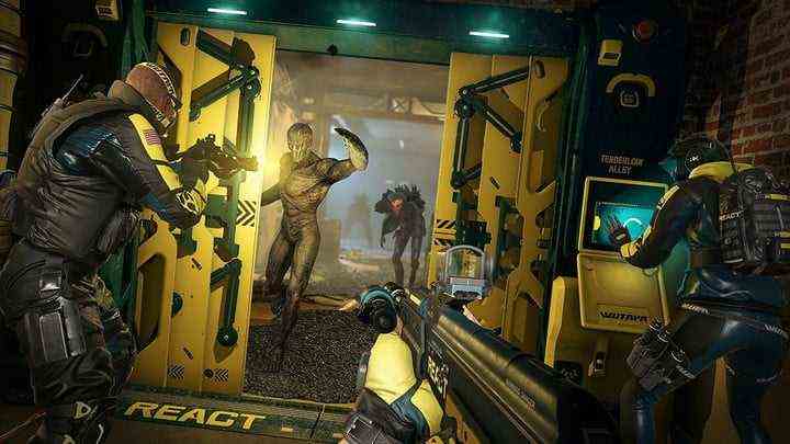 Soldiers shooting aliens while trying to close the doors.