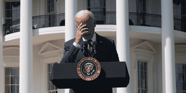 Präsident Biden äußert sich während einer Veranstaltung auf dem South Lawn des Weißen Hauses am 5. August 2021 in Washington, DC. Senator Joe Manchin, DW.Va., kritisierte scharf, wie das Weiße Haus seine Verhandlungen mit ihm über die massiven Demokraten gehandhabt hat Ausgleichsausgabenrechnung.