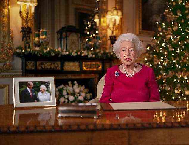 Die Weihnachtsrede der Queen, in der sie erneut auf die Pandemie nickte, aber den Schwerpunkt auf das Persönliche legte