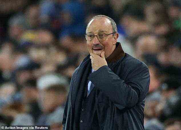 Everton-Besitzer Farhad Moshiri besteht darauf, dass Rafa Benitez trotz seiner schlechten Form nicht entlassen wird