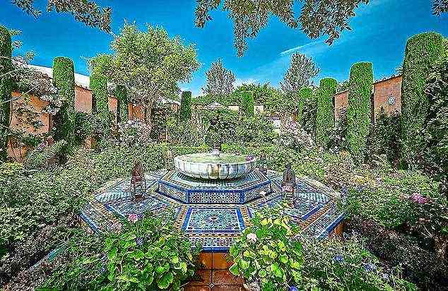 Königliche Genehmigung: Abgebildet ist der exotische Teppichgarten im Highgrove House von Prinz Charles