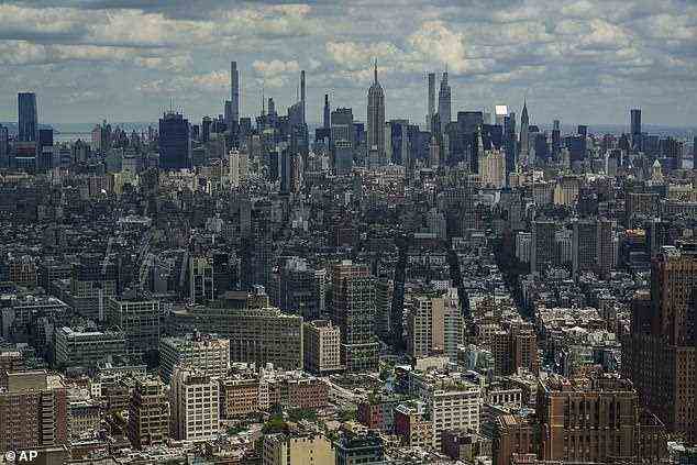 New York City hat am Mittwoch die Verwendung von Erdgas in neuen Gebäuden im Rahmen des Green New Deal von Bürgermeister Bill de Blasio verboten, der darauf abzielt, die Verbrennung fossiler Brennstoffe in allen fünf Bezirken zu reduzieren