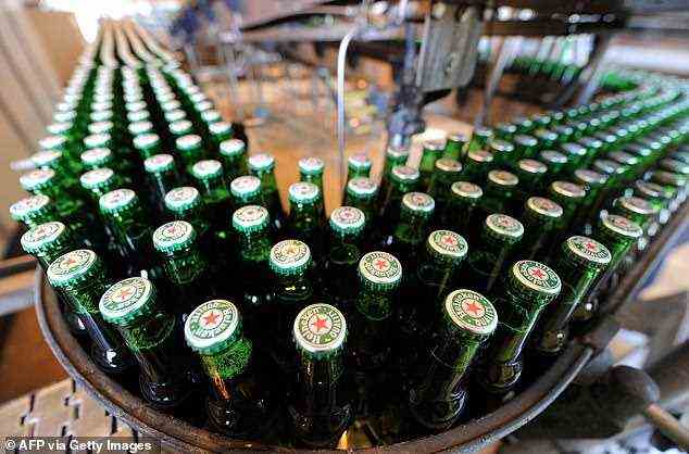 Heineken, der zweitgrößte Brauer der Welt, hat seine alkoholfreien Pints ​​in nur fünf Pubs auf den Markt gebracht, plant jedoch, sie im neuen Jahr landesweit auf den Markt zu bringen, rechtzeitig für die gesunden Vorsätze, die wir gerne machen und unweigerlich brechen